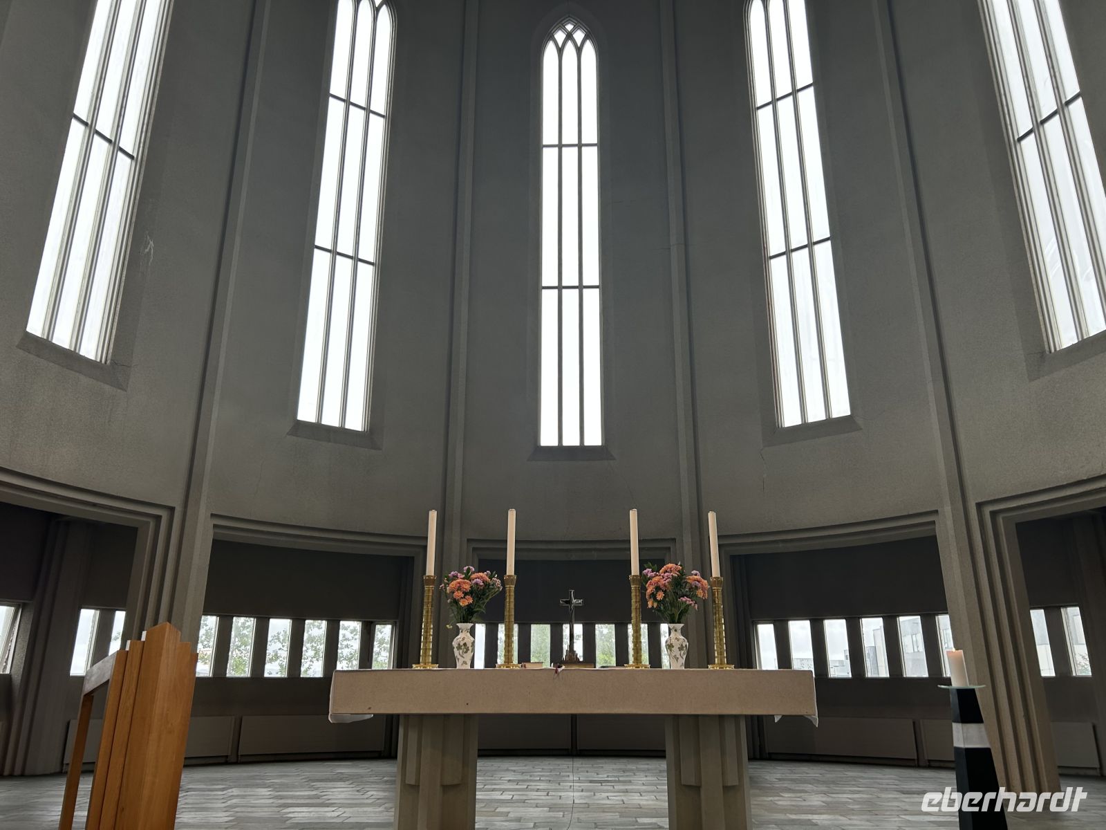 Altar in der Hallgrímskirkja &ndash; &copy; Mary Dobberkau (Eberhardt TRAVEL)