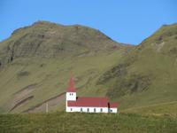 074_Kirche von Vík &ndash; &copy; Rica Schubert (Eberhardt TRAVEL)