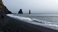 Reynisdranger bei Vik &ndash; &copy; Mario Scheinert (Eberhardt TRAVEL)