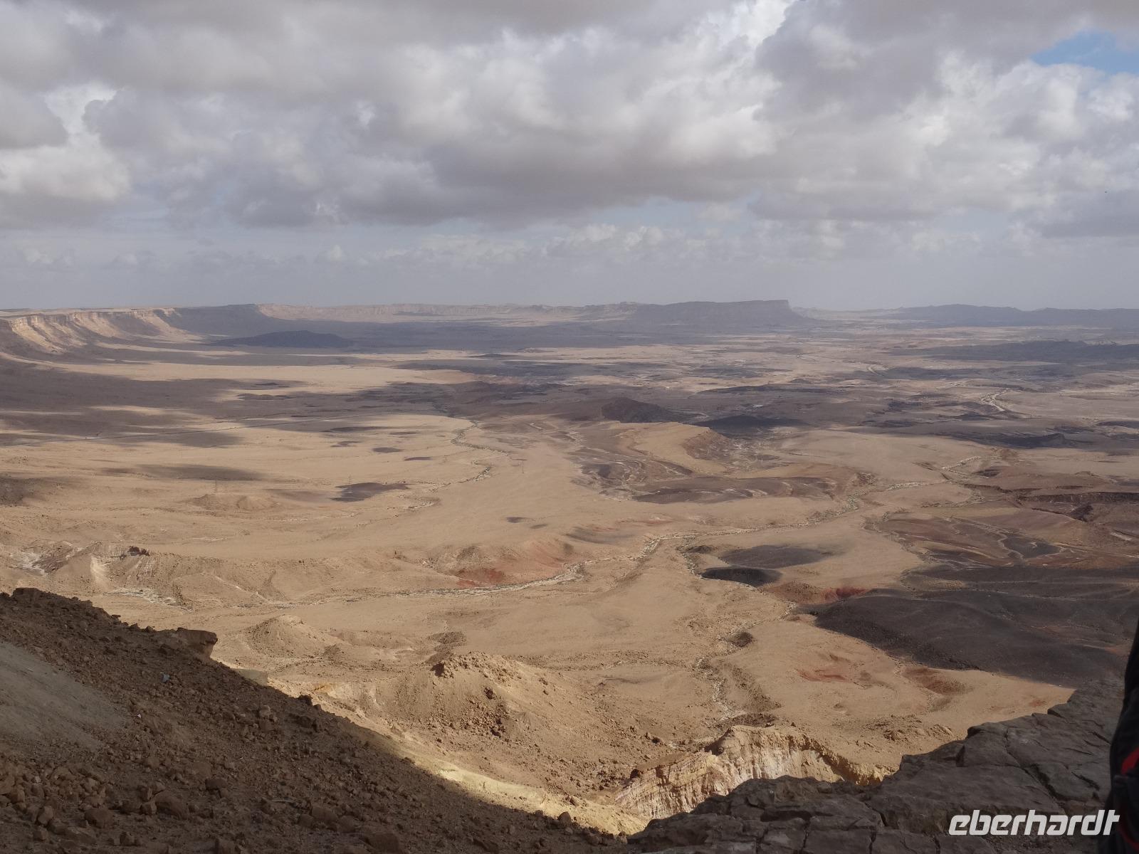 Krater Mitzpe Ramon &ndash; &copy; Hans-Joachim Trutz (Eberhardt TRAVEL)