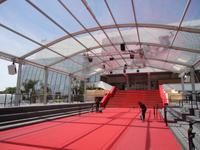 Der Rote in Cannes