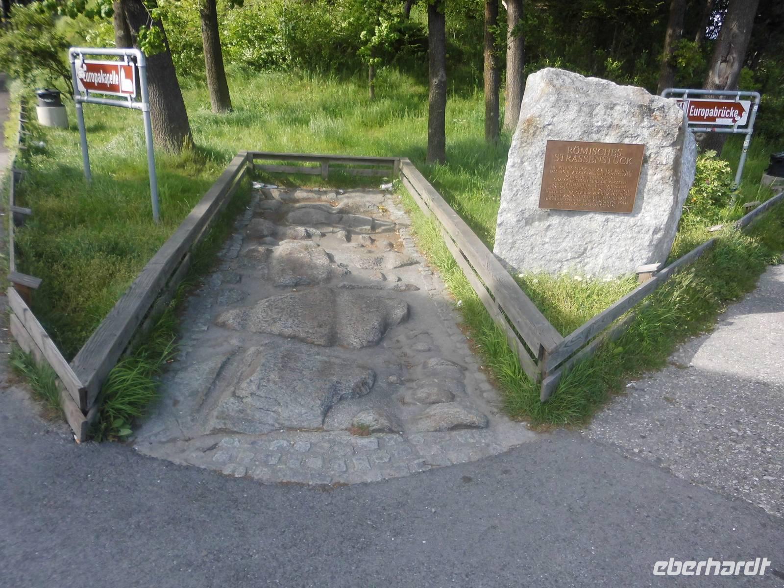 Rest der alten Römerstraße an der Europabrücke &ndash; &copy; Michael Krause (Eberhardt TRAVEL)