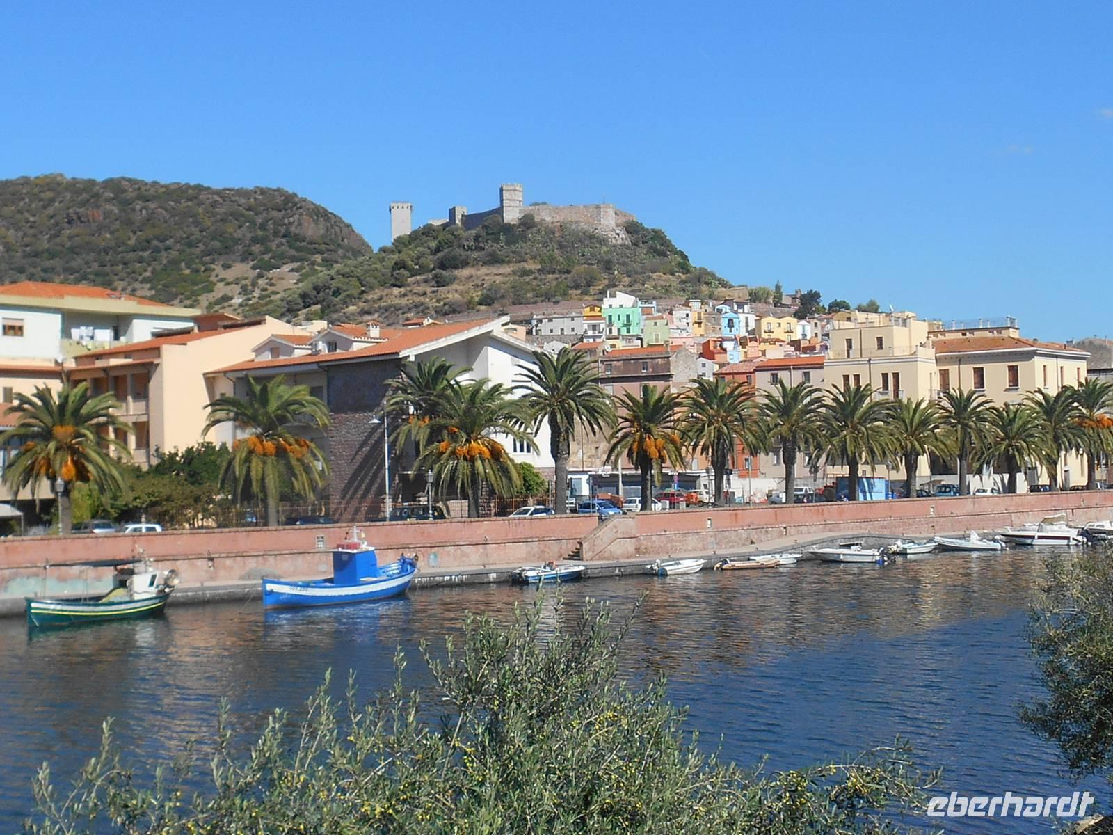 Bosa am Temo-Fluss &ndash; &copy; Katrin Deutschbein (Eberhardt TRAVEL)