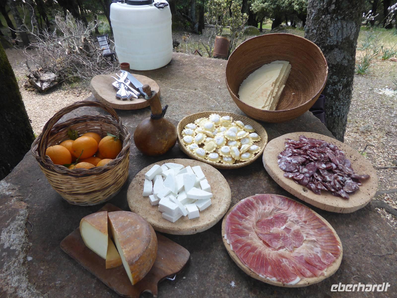 Orgosolo - Hirtenessen Antipasti &ndash; &copy; Claudia Bernhardt (Eberhardt TRAVEL)