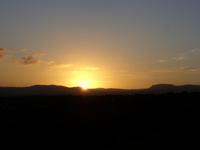 Tag 8 - 1 - Sonnenaufgang an der Nordküste Sardiniens (1) &ndash; &copy; Sabine Heitzer (Eberhardt TRAVEL)