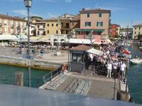 Viele wollen noch aufs Schiff. &ndash; &copy; Gerd Pierschek (Eberhardt TRAVEL)