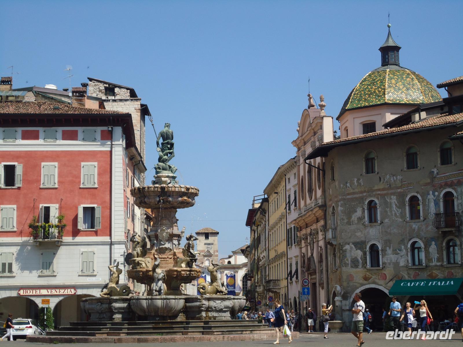 96_Trient_Neptunbrunnen &ndash; &copy; Walburga Lindner (Eberhardt TRAVEL)