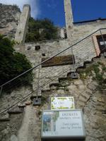 43_Limone_Eingang_Limonaia &ndash; &copy; Walburga Lindner (Eberhardt TRAVEL)