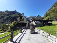 Verzasca-Tal - Sonogno &ndash; &copy; Katrin Deutschbein (Eberhardt TRAVEL)