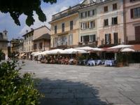 Piazza Motta in Orta &ndash; &copy; Gabriele Schwarze (Eberhardt TRAVEL)