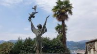 Weg zum Sacre Monte Orta San Giulio.jpg &ndash; &copy; Marlies Thrum (Eberhardt TRAVEL)
