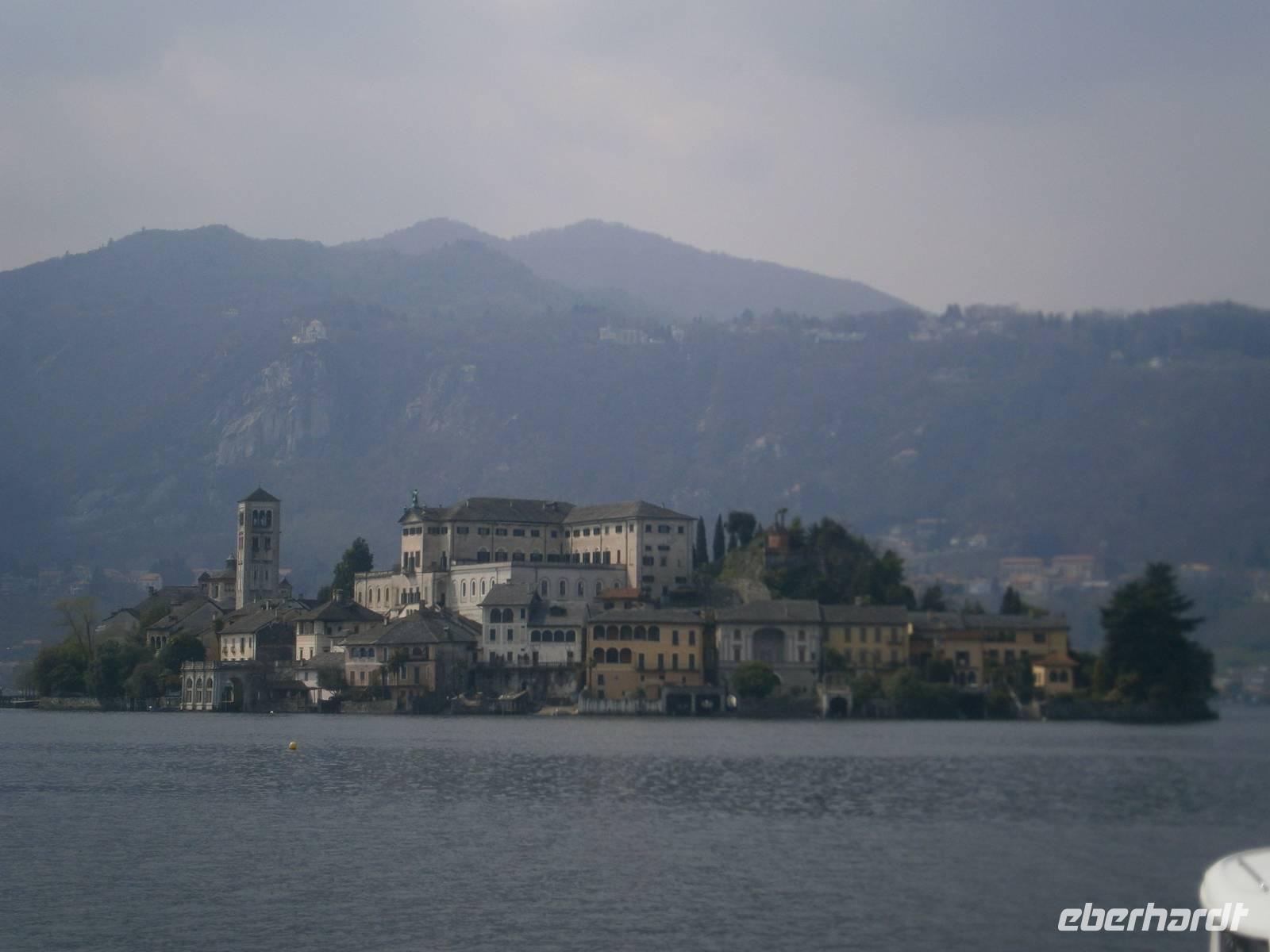 Insel San Giulio im Ortasee &ndash; &copy; Gabriele Schwarze (Eberhardt TRAVEL)