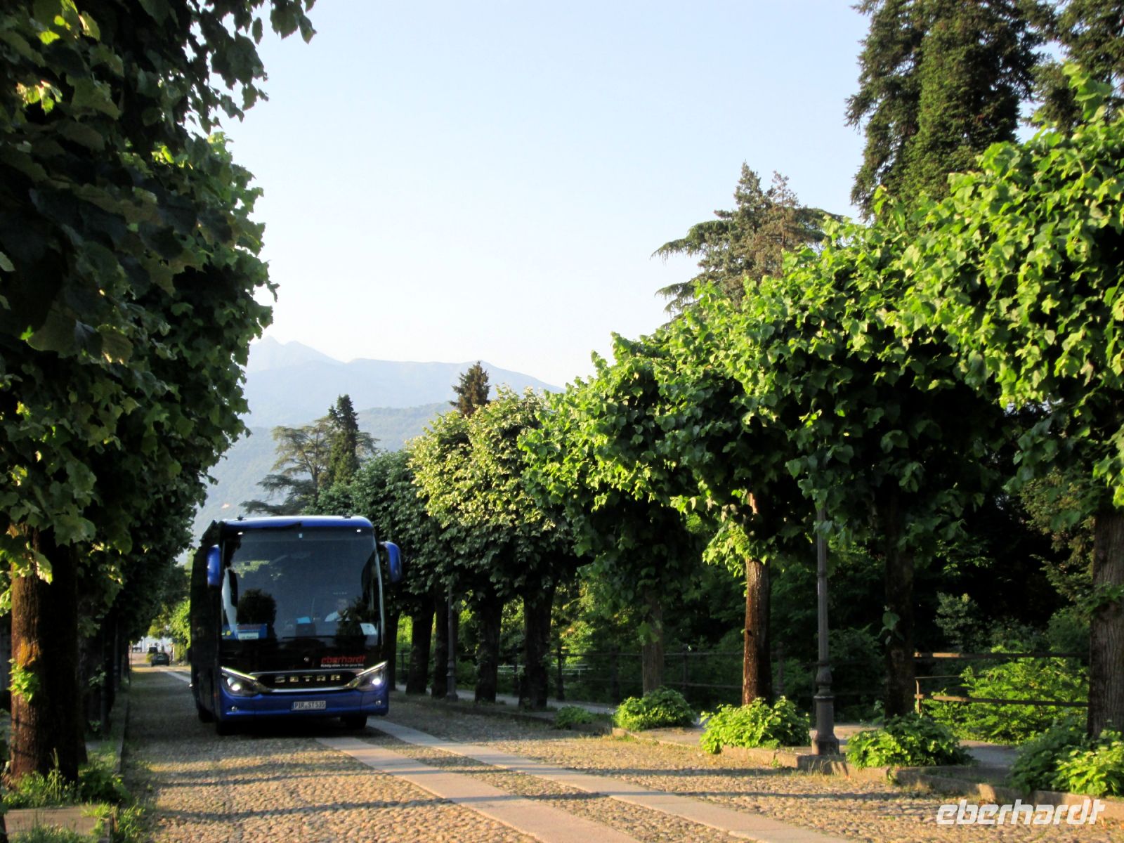 Zufahrt zur Bootsanlegestelle in Stresa &ndash; &copy; Heike Heinen (Eberhardt TRAVEL)