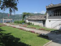 Orta San Giulio: Rathausgarten &ndash; &copy; Heike Heinen (Eberhardt TRAVEL)