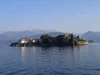 Blick von Carciano auf die Isola Bella... &ndash; &copy; Katrin Deutschbein (Eberhardt TRAVEL)