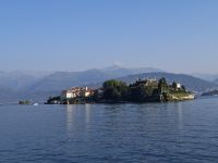 Blick von Carciano auf die Isola Bella... &ndash; &copy; Katrin Deutschbein (Eberhardt TRAVEL)