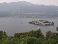 Orta - Blick vom Sacro Monte auf den Ortasee (Insel San Giulio) 