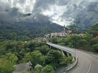 Fahrt mit der Centovallibahn von Locarno nach Re... (Intragna)