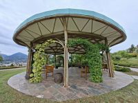 Verbania (Garten der Villa Taranto - Petalo Pavillon)