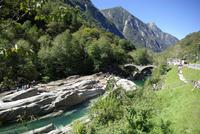 Verzascatal_Römerbrücke (1) &ndash; &copy; Andreas Höhn (Eberhardt TRAVEL)