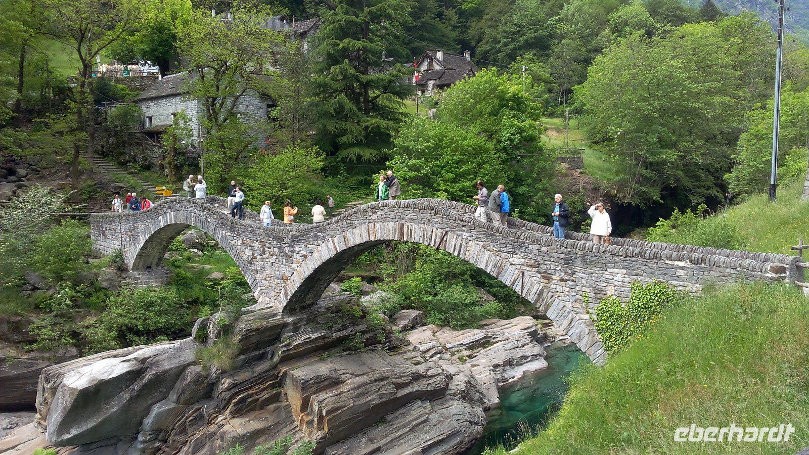 Verzascatal, Ponte dei Salti &ndash; &copy; Gisela Gerlach (Eberhardt TRAVEL)