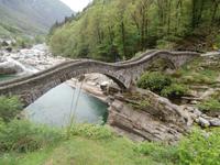 Verzascatal Römerbrücke &ndash; &copy; Ingrid Langer (Eberhardt TRAVEL)