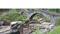 Verzascatal Römerbrücke &ndash; &copy; Ingrid Langer (Eberhardt TRAVEL)
