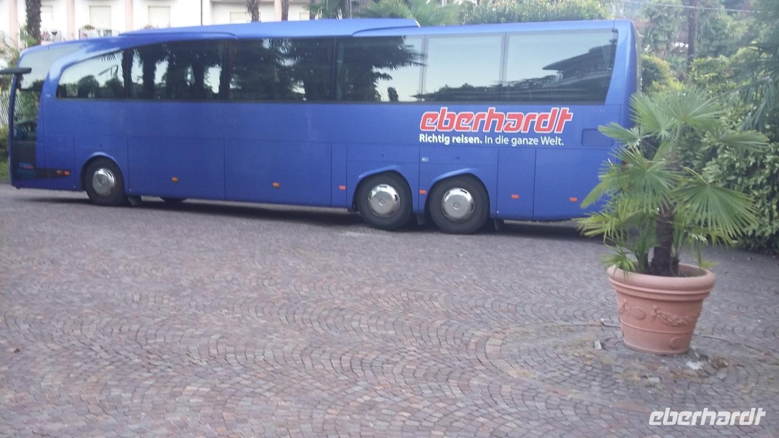 Stresa unser Reisebus &ndash; &copy; Ingrid Langer (Eberhardt TRAVEL)