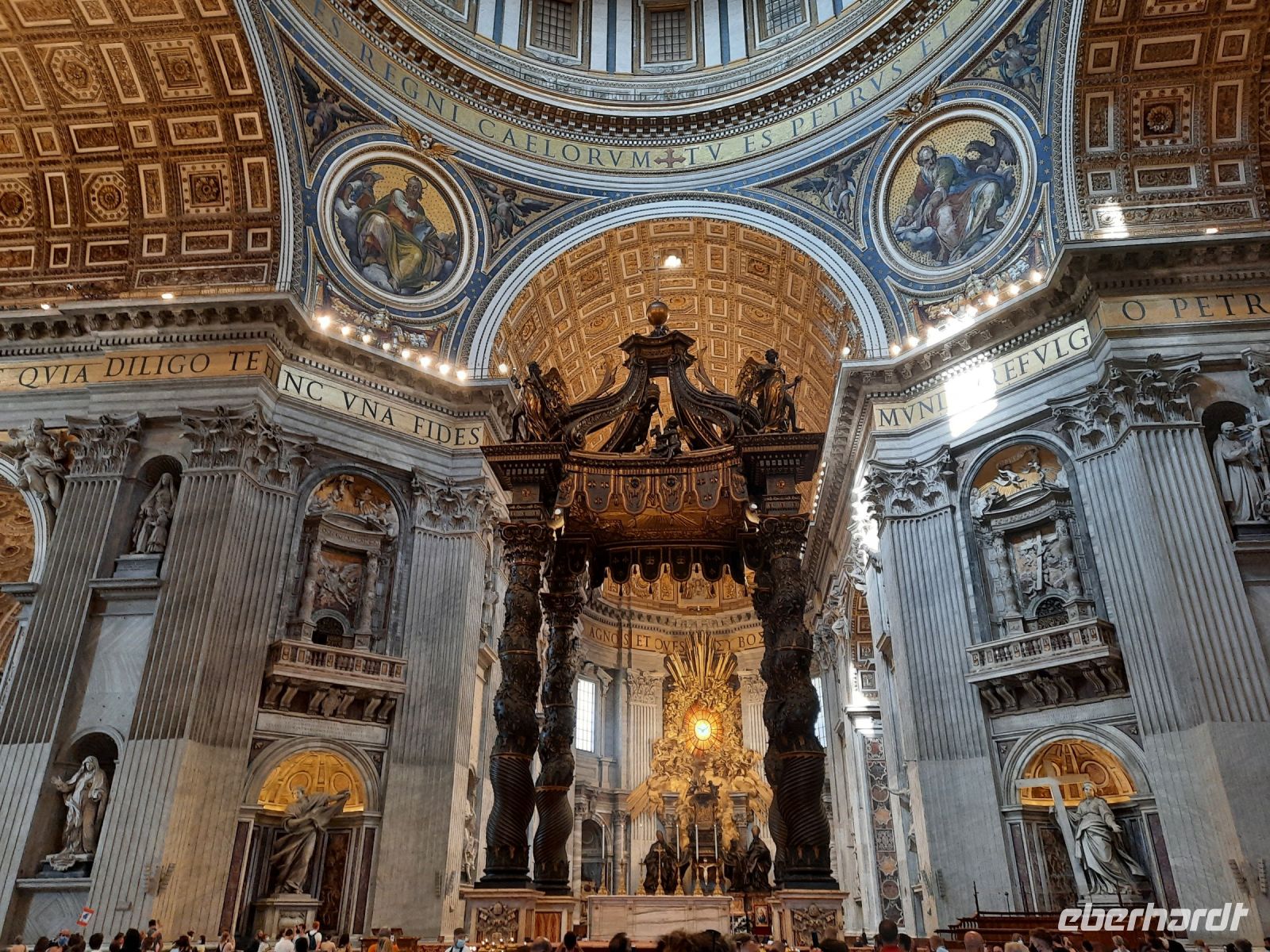 Petersdom - Berninis Baldachin-Ziborium &ndash; &copy; Katrin Deutschbein (Eberhardt TRAVEL)