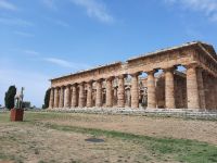 Paestum - Neptuntempel (Poseidon-Tempel) &ndash; &copy; Katrin Deutschbein (Eberhardt TRAVEL)