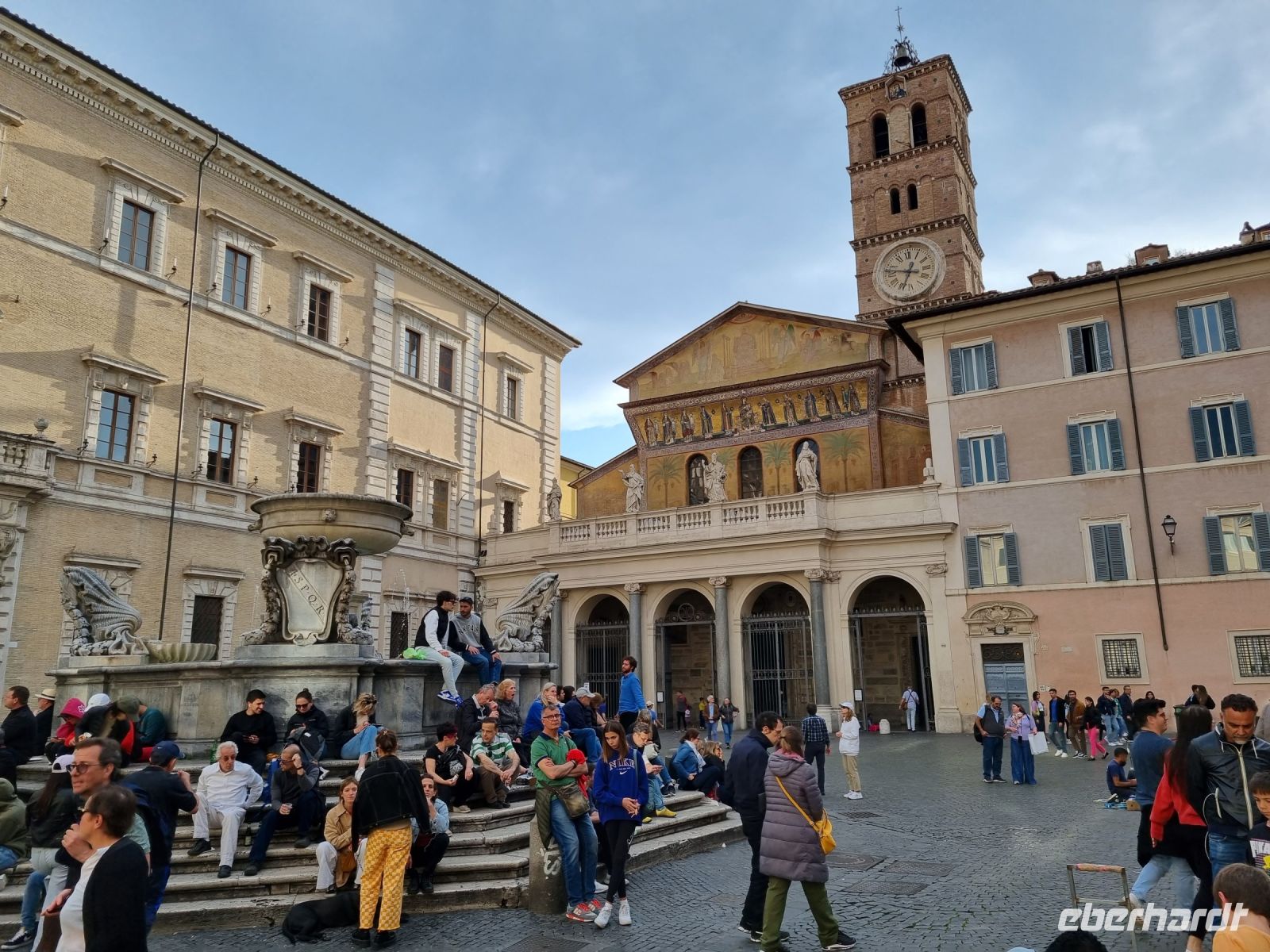Rom - Trastevere (Kirche Santa Maria in Trastevere) &ndash; &copy; Katrin Deutschbein (Eberhardt TRAVEL)