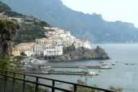 Amalfi kommt in Sicht &ndash; &copy; Gina Egenolf (Eberhardt TRAVEL)