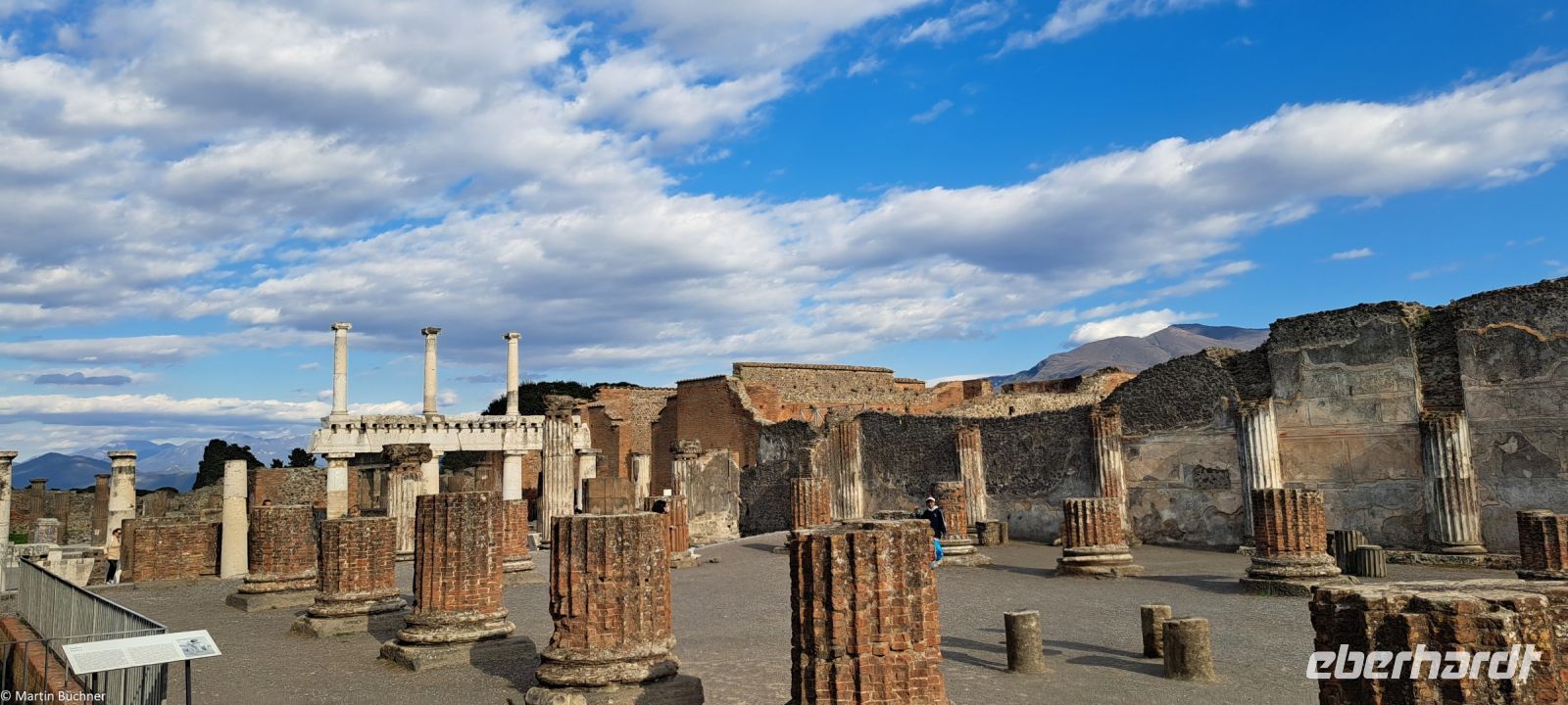 UNESCO Weltkulturerbe Pompeji - Basilika &ndash; &copy; Martin Büchner (Eberhardt TRAVEL)