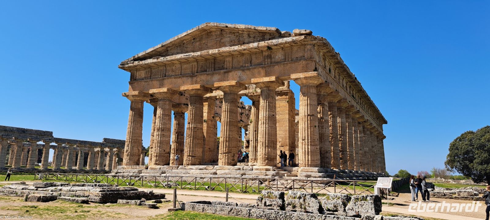Paestum - Griechischer Hera-Tempel &ndash; &copy; Martin Büchner (Eberhardt TRAVEL)
