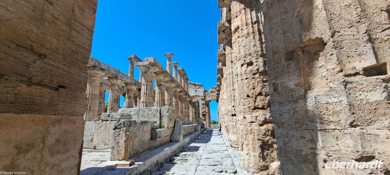 Paestum - Griechischer Hera-Tempel &ndash; &copy; Martin Büchner (Eberhardt TRAVEL)