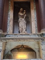 Rom (Pantheon - Grabmal des Renaissance-Künstlers Raffael) &ndash; &copy; Katrin Deutschbein (Eberhardt TRAVEL)