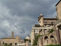 Rom (Forum Romanum - Tempel des Antoninus Pius und der Faustina) &ndash; &copy; Katrin Deutschbein (Eberhardt TRAVEL)