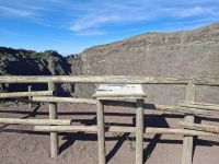 auf dem Vesuv... (Wanderung oberhalb des Kraters) &ndash; &copy; Katrin Deutschbein (Eberhardt TRAVEL)