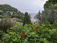 Capri-Zentrum (Blick auf die Faraglioni-Felsen) &ndash; &copy; Katrin Deutschbein (Eberhardt TRAVEL)