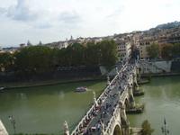 014Blick auf Tiber_und_Engelsbrücke &ndash; &copy; Walburga Lindner (Eberhardt TRAVEL)