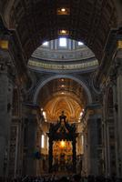 Innenraum Petersdom &ndash; &copy; Philipp Schmitz (Eberhardt TRAVEL)