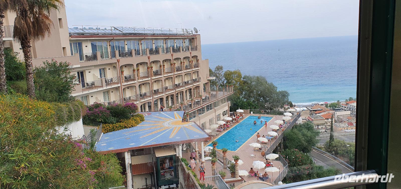unser Antares Hotel in Letojanni &ndash; &copy; Marlies Thrum (Eberhardt TRAVEL)