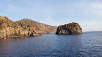 Löwenfelsen vor Vulcano &ndash; &copy; Marlies Thrum (Eberhardt TRAVEL)