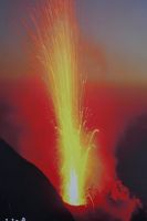 Stromboli bei Nacht &ndash; &copy; Philipp Schmitz (Eberhardt TRAVEL)