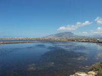 DSCN5553.JPG  Saline , Blick nach Erice &ndash; &copy; Kerstin Veit (Eberhardt TRAVEL)