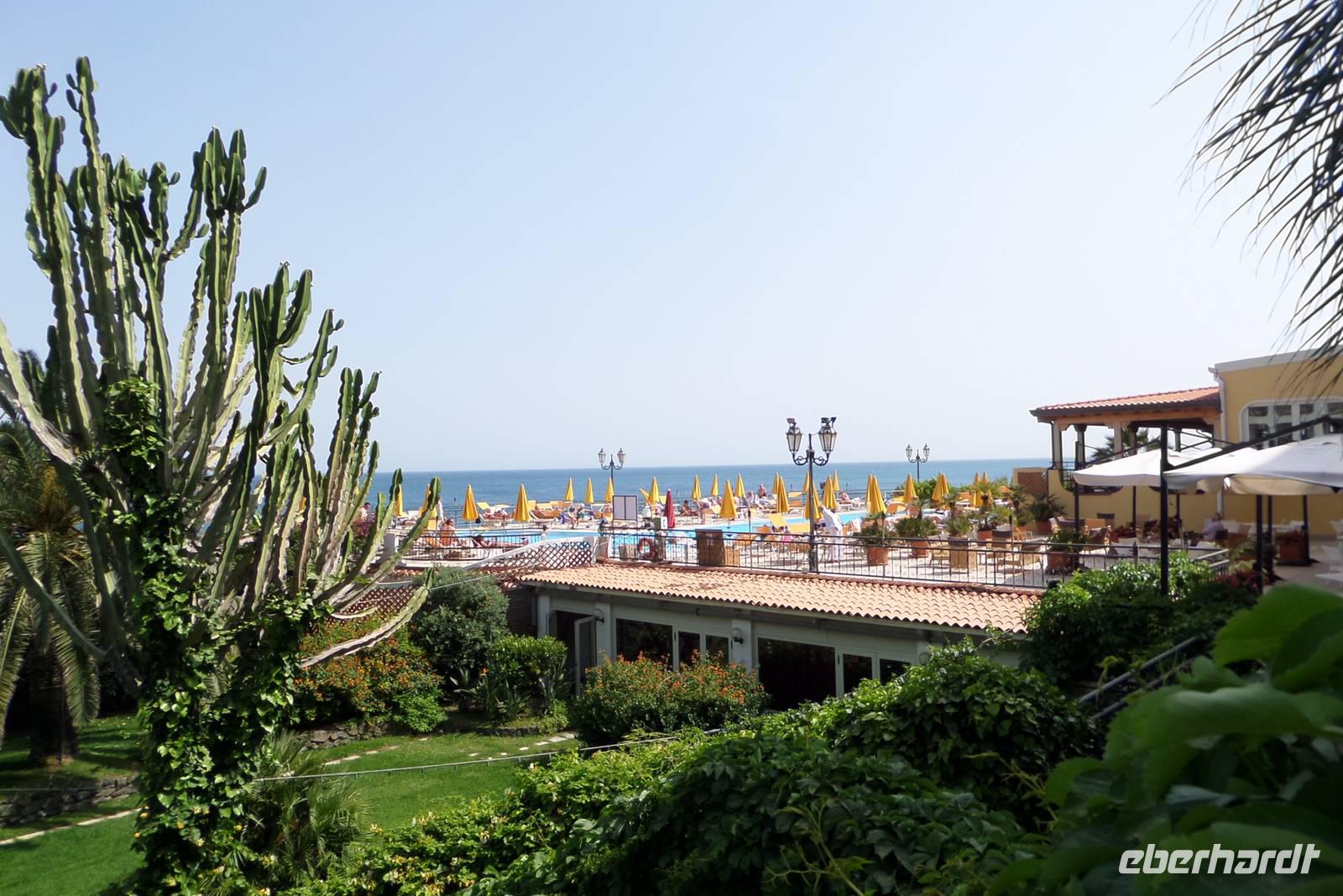 Hotel Hilton in Giardini Naxos &ndash; &copy; Petra Sauer (Eberhardt TRAVEL)