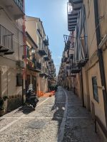 Straße in Cefalu &ndash; &copy; Günter Thomas Menzel (Eberhardt TRAVEL)