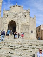 Erice in den Bergen (2).jpg &ndash; &copy; Steffi Lambrecht (Eberhardt TRAVEL)