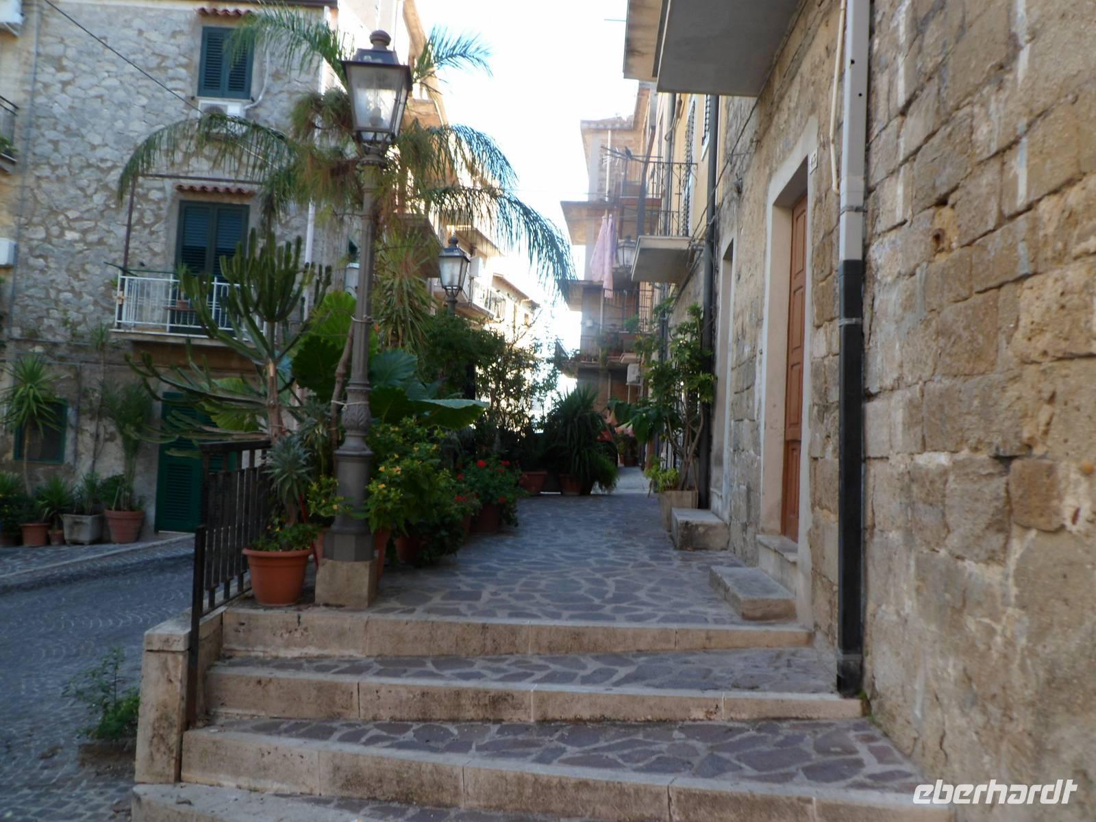 Gassen in S.Angelo Muxaro &ndash; &copy; Barbara Werrmann (Eberhardt TRAVEL)