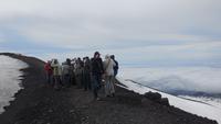 am Krater &ndash; &copy; Heike Meinhold (Eberhardt TRAVEL)